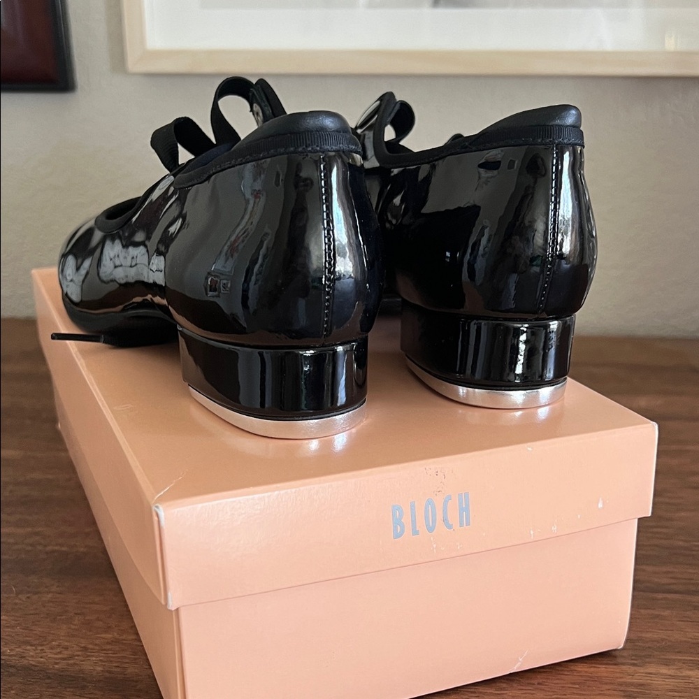 Bloch Black Patent Leather Flats with Ribbon Detail - Picture 4 of 4